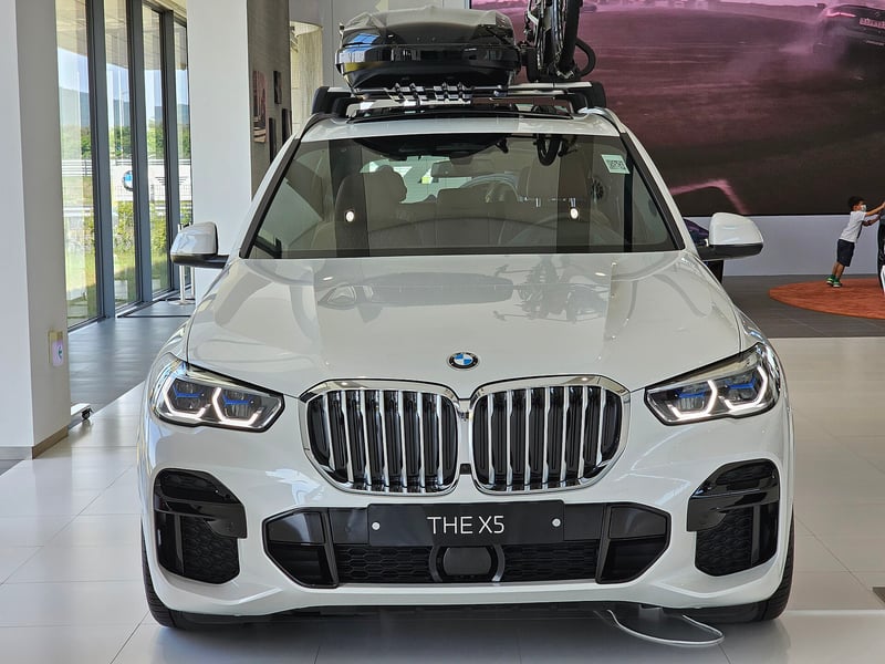 BMW X5 - fotografia 3