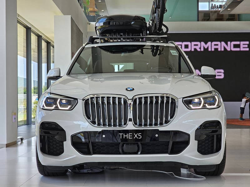 BMW X5 - fotografia 4