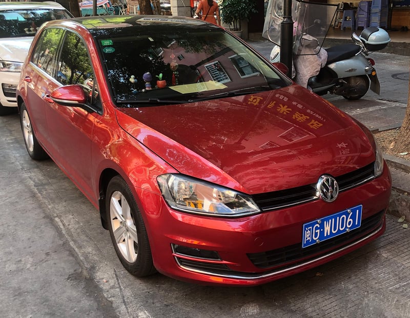 Volkswagen Golf - fotografia 8