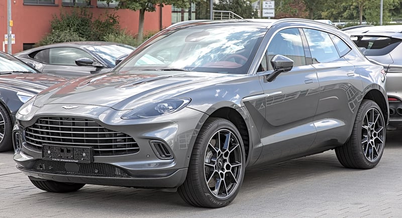 Aston Martin DBX - fotografia 4