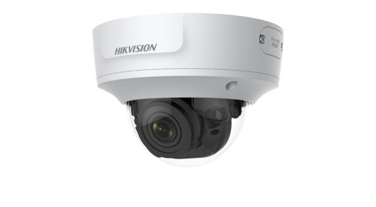 4 MP DarkFighter Destekli Varifocal Dome IP Kamera