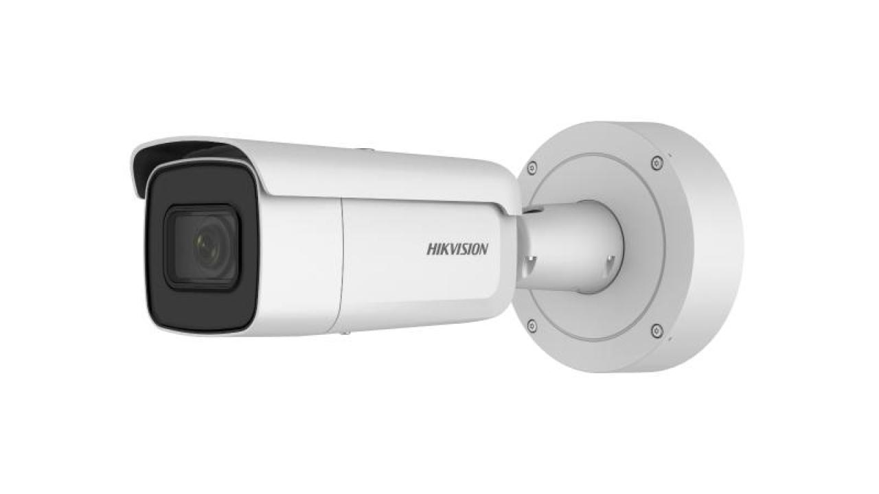 8MP Darkfighter Moto Varifocal Bullet IP Kamera ile güçlendirilmiştir
