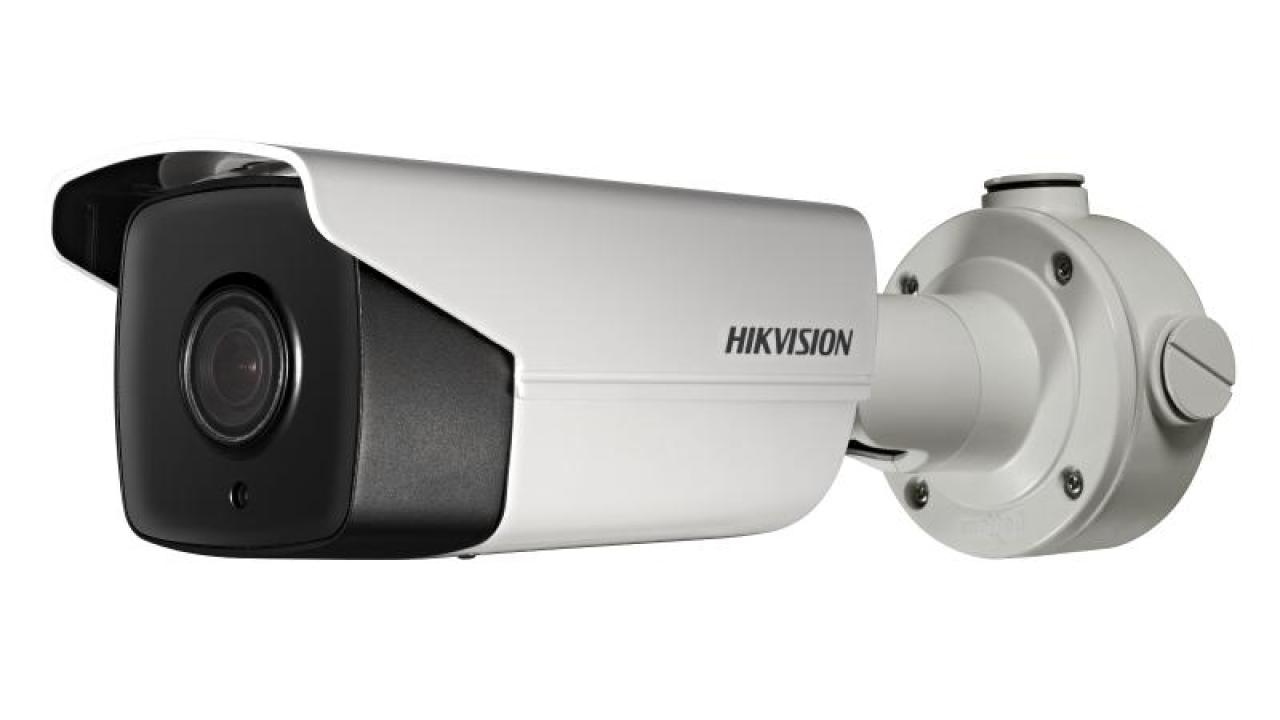 3MP DarkFighter Lite Moto Varifocal Bullet IP Kamera