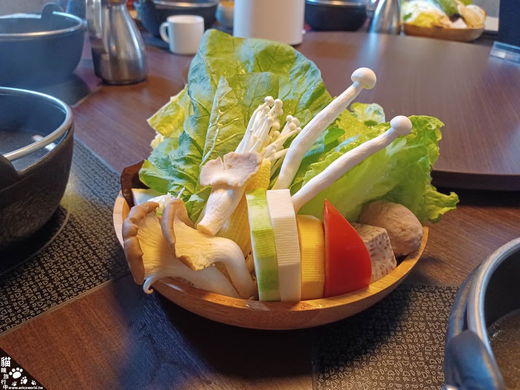 火鍋 滾滾風居 新竹 蔬菜盤