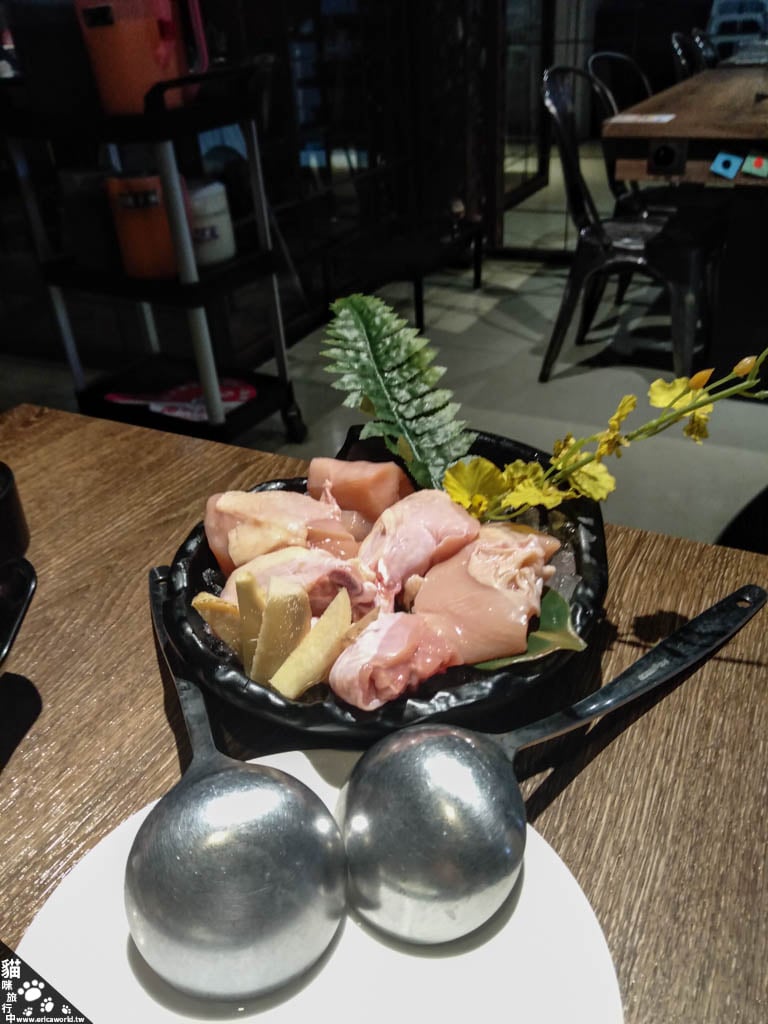 肉多多火鍋 雞肉盤