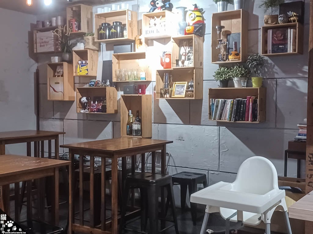 咖啡廳 YOLO's Cafe