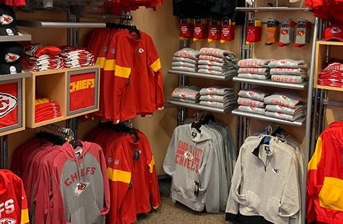 WHERE CAN I BUY KANSAS CITY CHIEFS PANTS? - kansascitychiefs (@tranthanhhkt)