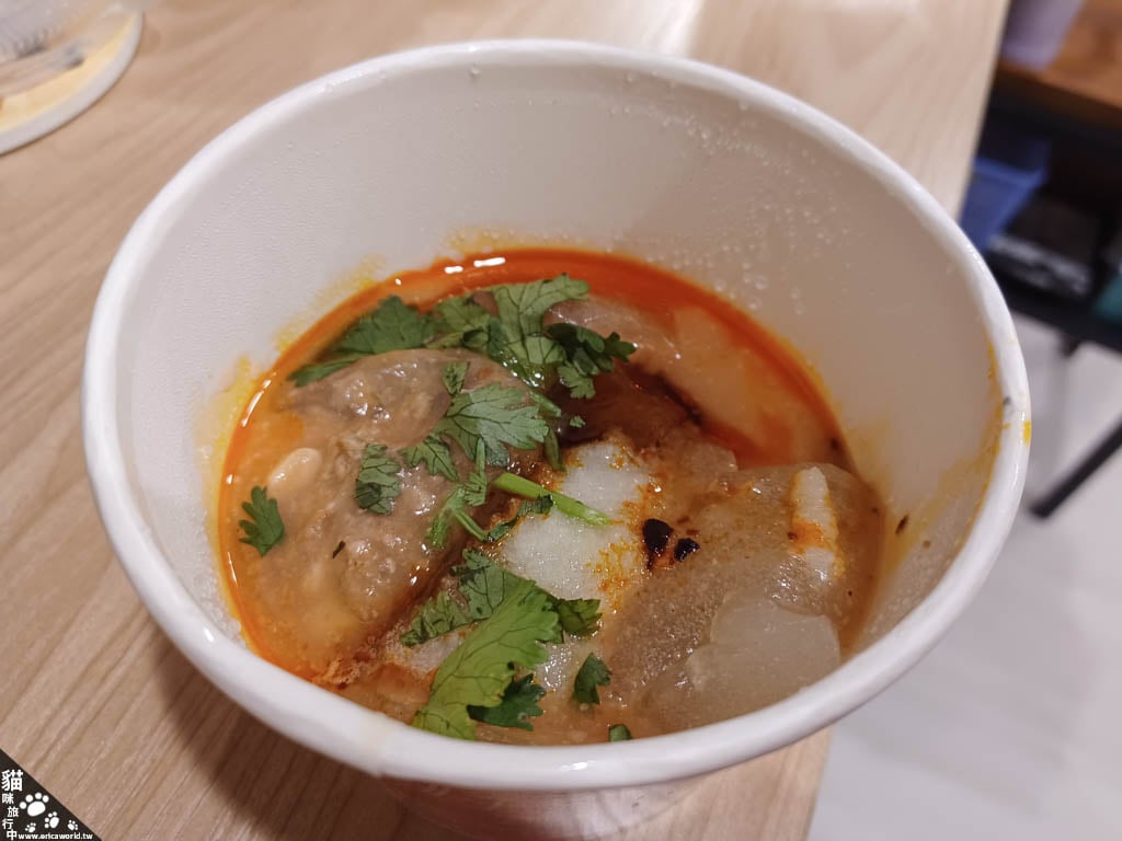 肉圓 阿郎大腸蚵仔麵線