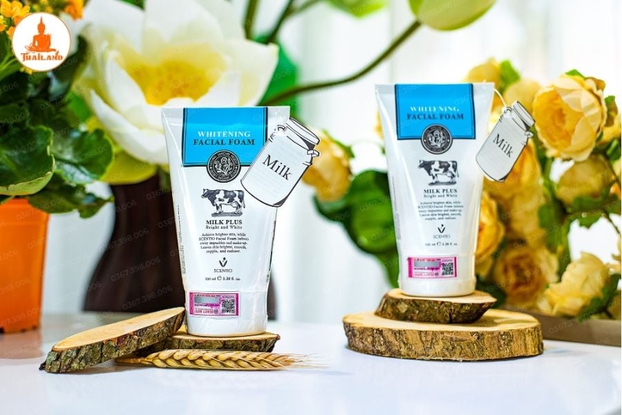 Sữa rửa mặt Scentio Milk Plus Q10 là sự kết hợp giữa các thành phần thiên nhiên và hoạt chất chăm sóc da chuyên sâu