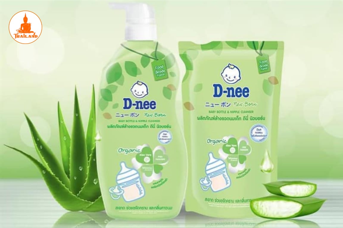 Bao bì của nước rửa bình Dnee gây ấn tượng ngay từ cái nhìn đầu tiên với tông xanh lá chủ đạo