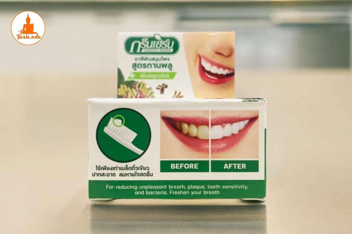 Kem đánh răng Green Herb Herbal Clove Toothpaste có công nghệ tẩy trắng hiện đại