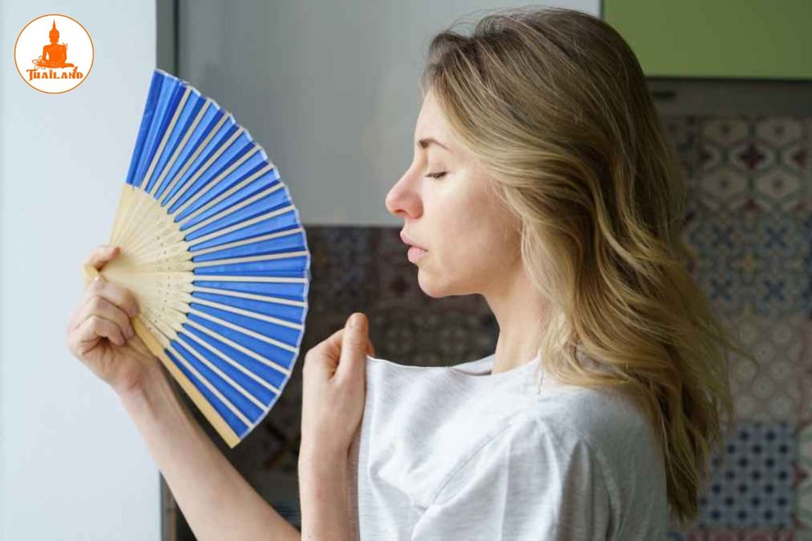 Mãn kinh sớm gây ra các cơn bốc hỏa, đặc biệt là vào ban đêm