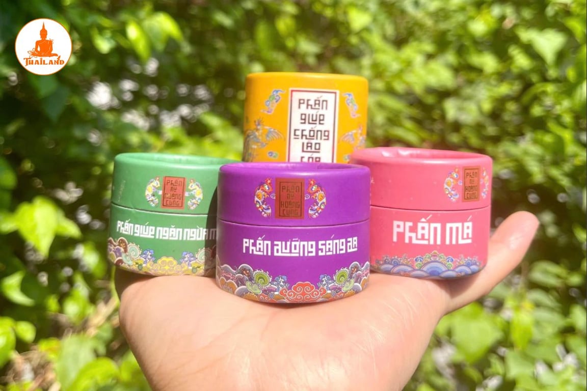 Phấn Nụ Hoàng Cung được xem là “chân ái” cho làn da dầu