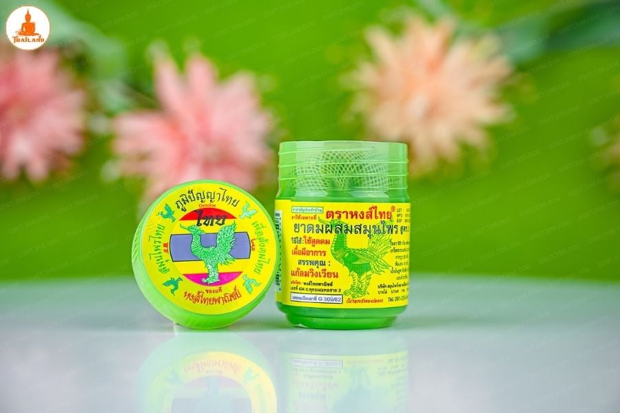 Thành phần của hũ hít xoang Hong Thai Balm