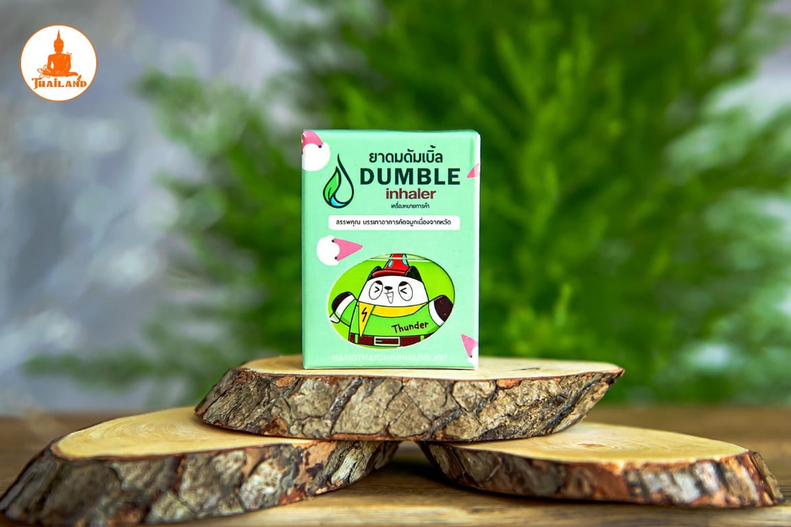 Khi cảm thấy nghẹt mũi, khó chịu, hãy đưa ống hít gần mũi rồi hít từ 2 – 3 lần mỗi bên mũi