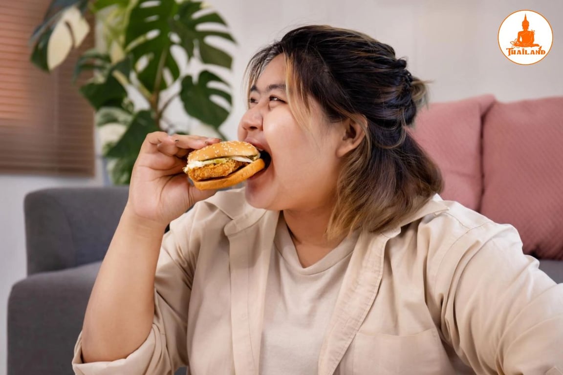 Tiêu thụ quá nhiều thức ăn trong mỗi bữa có thể làm rối loạn nội tiết