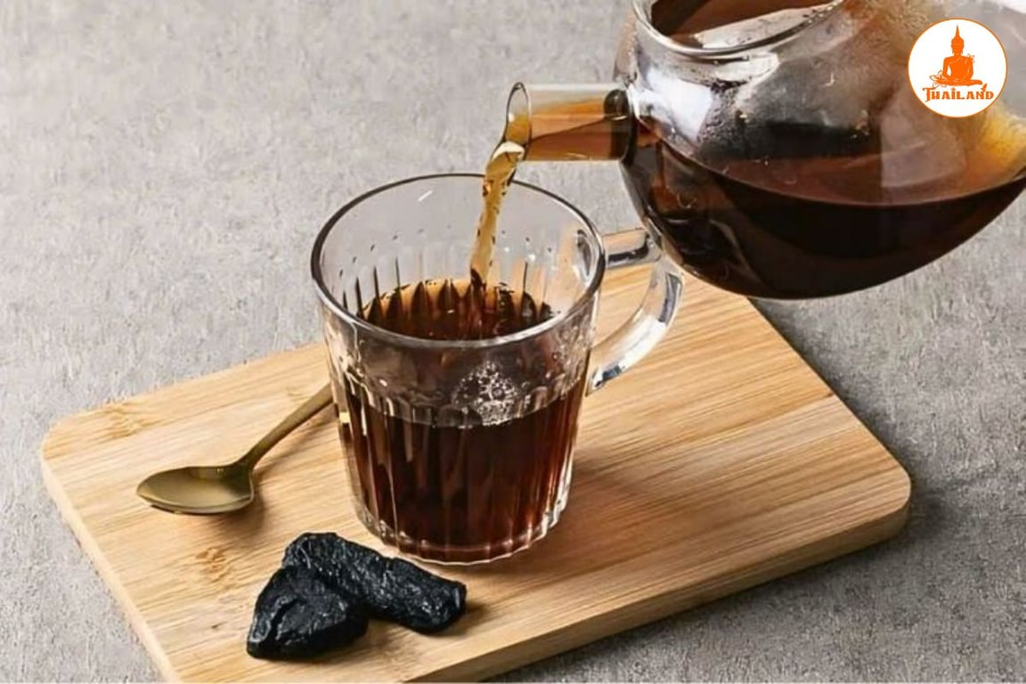 Thục địa có vị ngọt, tính ấm, nếu sử dụng liều cao trong thời gian dài có thể gây ra tình trạng nê trệ