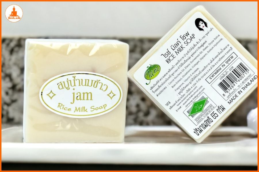 Xà phòng cám gạo giúp nuôi dưỡng, cấp ẩm, duy trì làn da mềm mại, tươi tắn