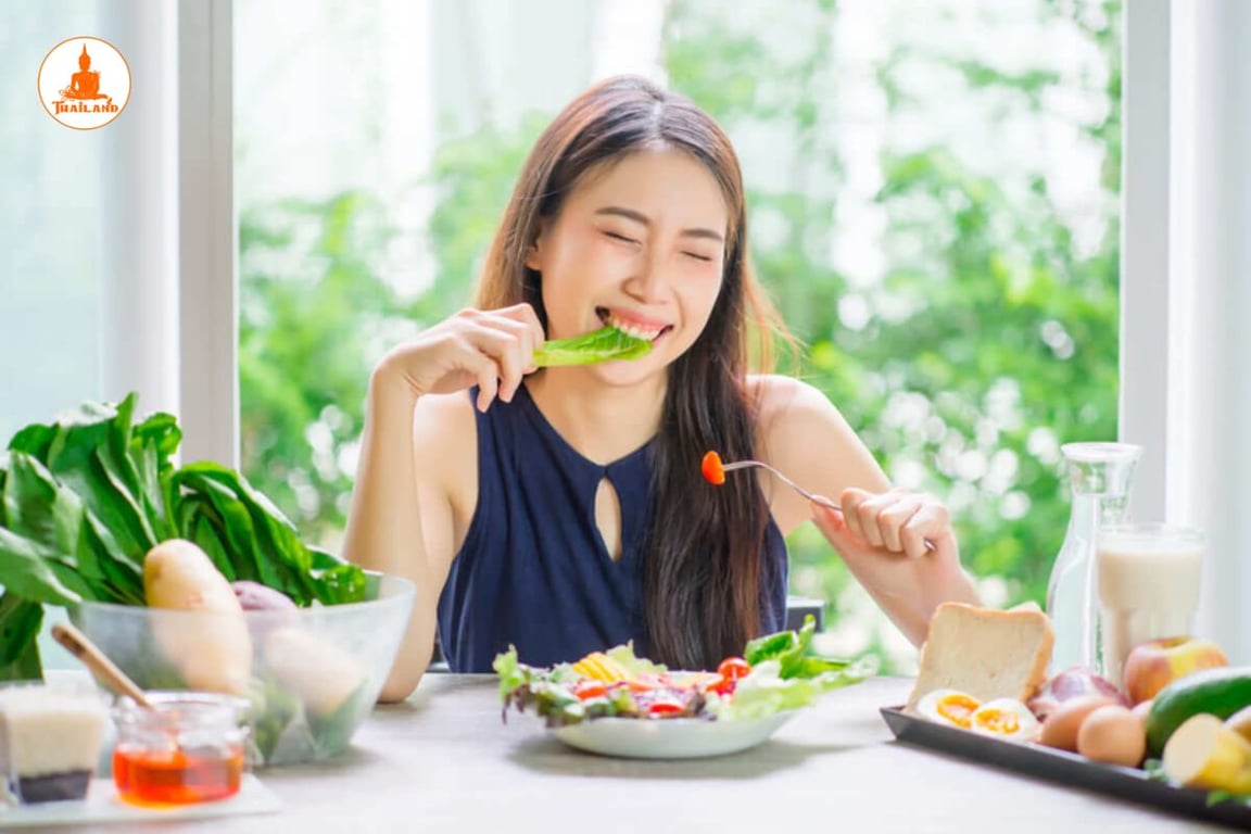 Để đạt kết quả bền vững, bạn nên kết hợp với chế độ ăn uống hợp lý