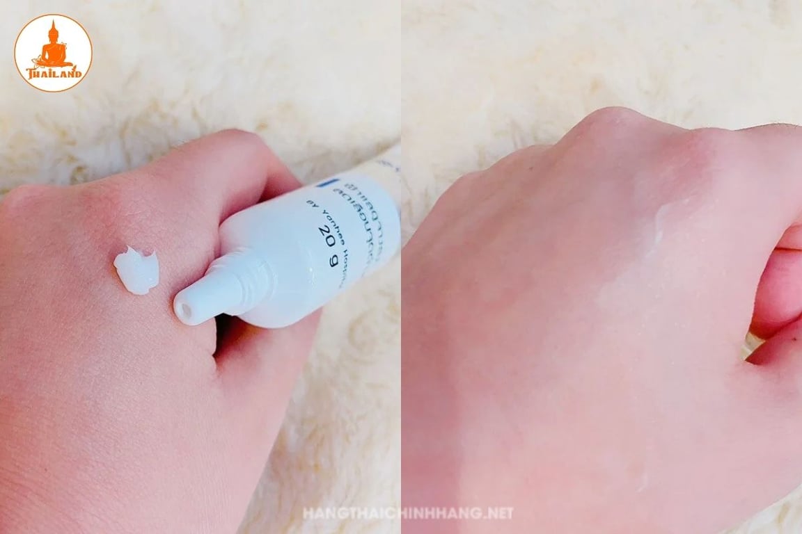 Chất kem của Yanhee Mela Cream khá đặc, nhưng lại dễ tán đều trên da