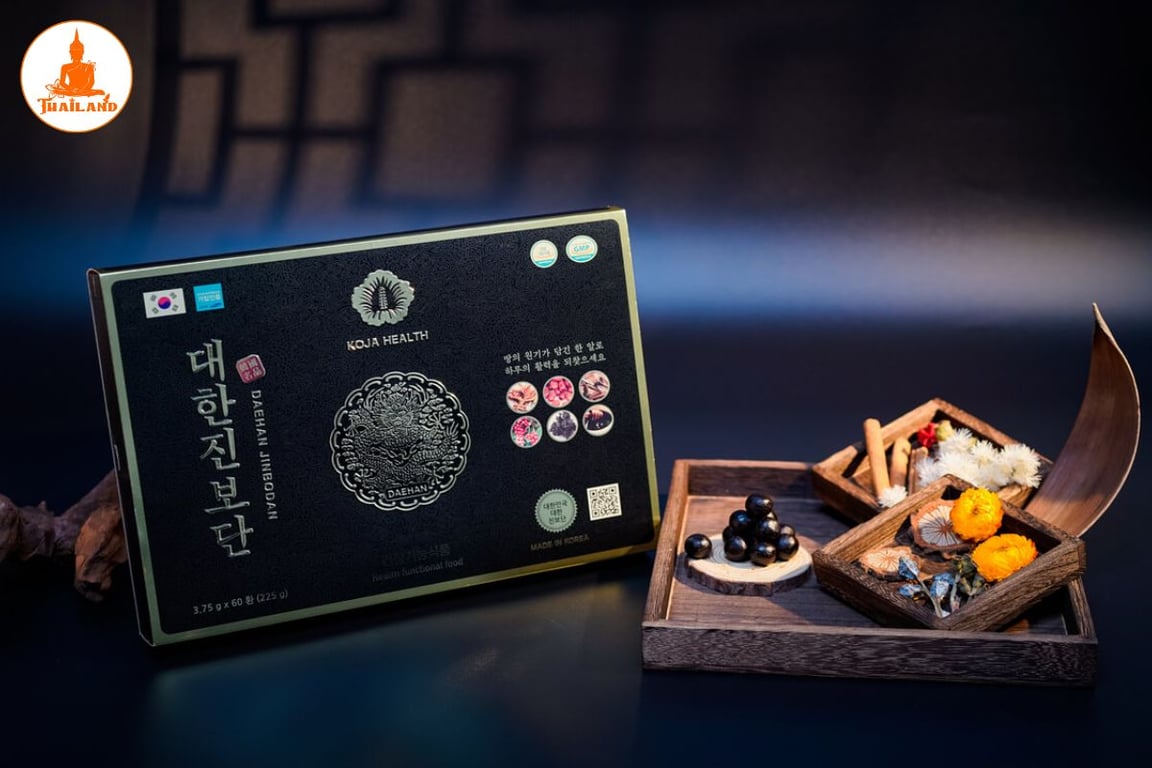 Mỗi viên hoàn được cô đặc từ 15 loại dược liệu quý