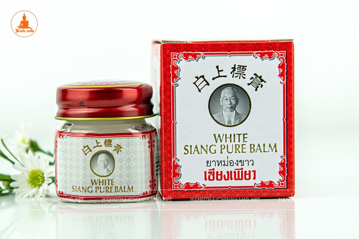 Dầu cù là ông già trắng đem lại hiệu quả trong việc giảm đau nhức xương khớp, bầm tím, bong gân