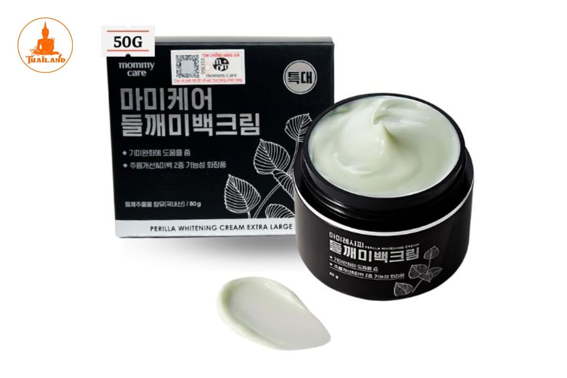 Kem nám Mommy Care có kết cấu dạng kem mịn, chất kem màu xanh nhạt