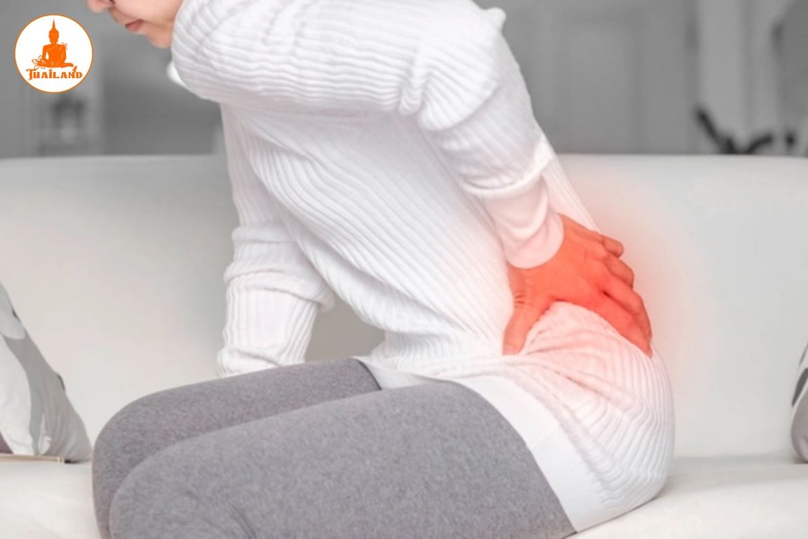 Thoát vị đĩa đệm cột sống thắt lưng L4, L5 thường biểu hiện qua những cơn đau âm ỉ 