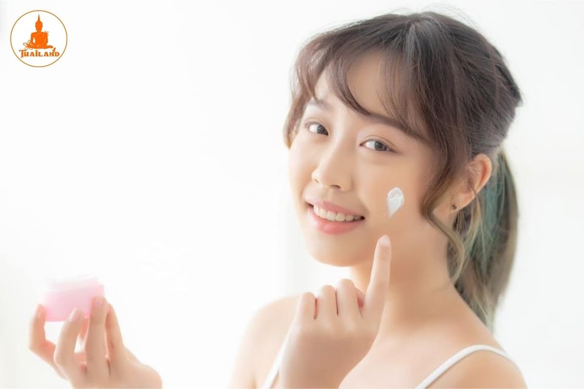 Cách chọn kem dưỡng trắng da mặt Thái Lan phù hợp