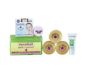 Bộ mỹ phẩm đặc trị tàn nhang và trắng da Yanhee xanh lá cây