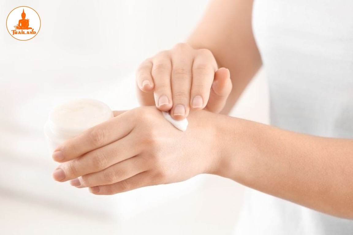 Kem trắng da body Thái Lan là lựa chọn của nhiều tín đồ làm đẹp nhờ hiệu quả nhanh và giá thành hợp lý