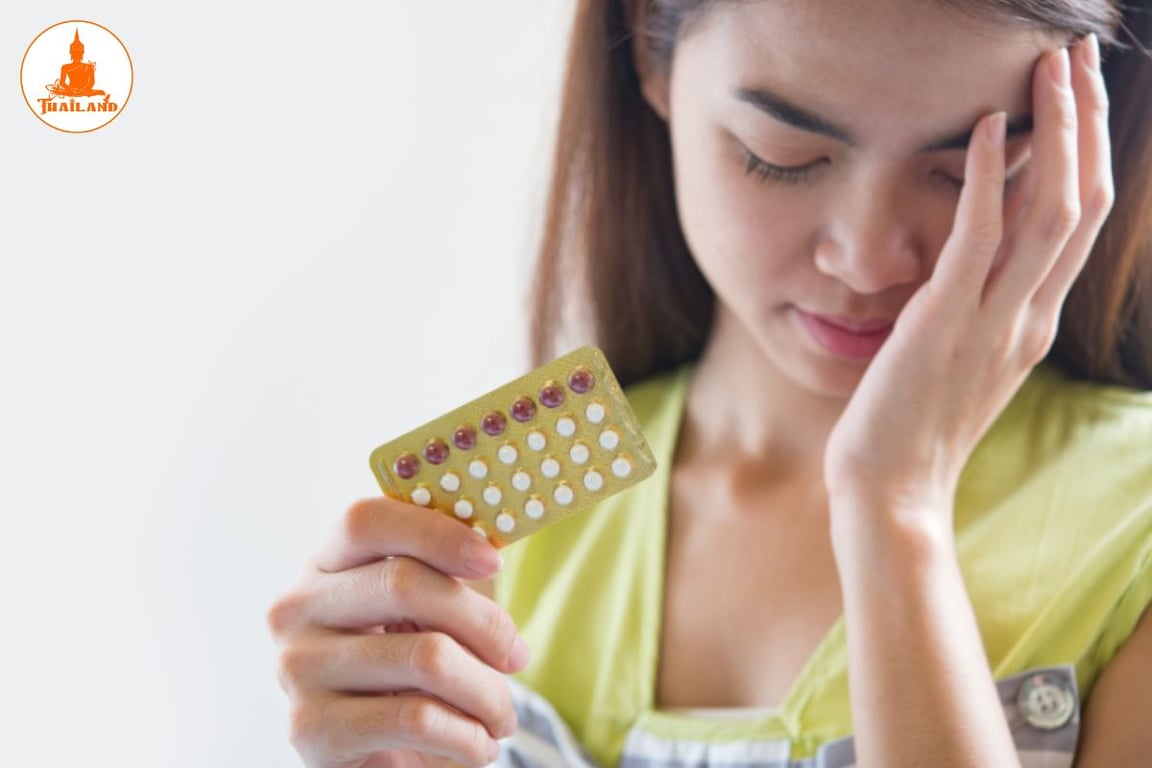 Trong quá trình sử dụng thuốc nội tiết tố, phụ nữ có thể gặp các phản ứng phụ từ nhẹ đến nặng