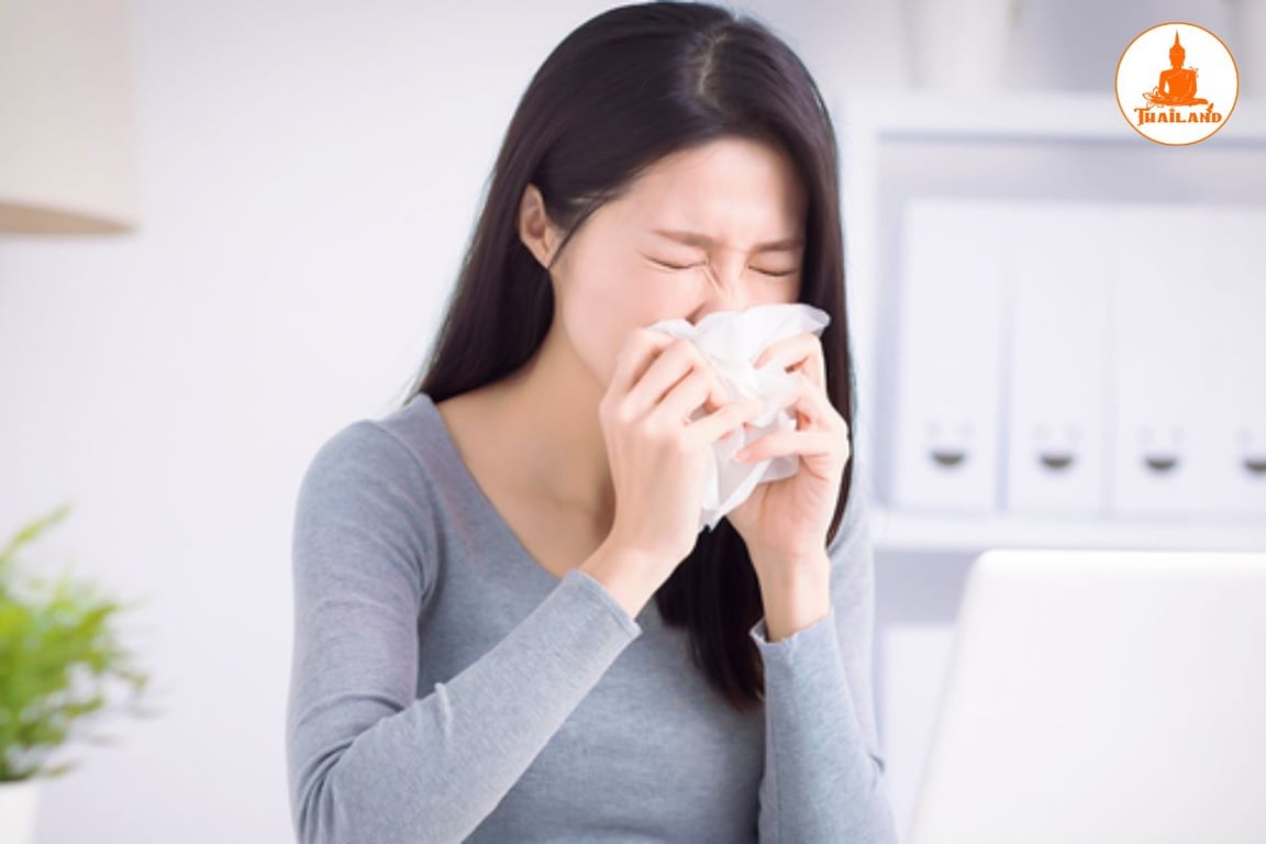 Khi cơ thể tiếp xúc với các tác nhân dị ứng có thể gây kích ứng niêm mạc và khởi phát viêm xoang