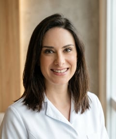 Andréa Massad Ribeiro, MD portrait