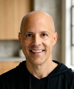 Elliot Karathanasis portrait