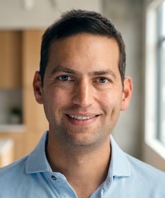 Ernesto Navarro, MD, ABAARM portrait