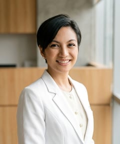 Hidelisa Bondoc, MD, FIAMS, DPCOM portrait