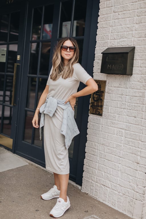 4 Ways to Style a T-Shirt Dress