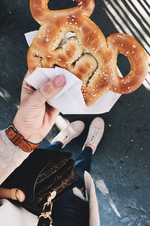 Mickey pretzel 