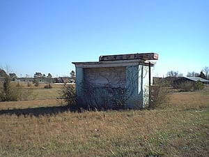 Here's the marquee, arrow on side, that remains.