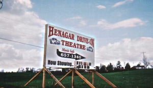 Highway sign directing motorists to the Henagar Drive-In.
