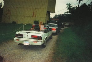 Cars lined up for the Piedmont to open, June 2003.