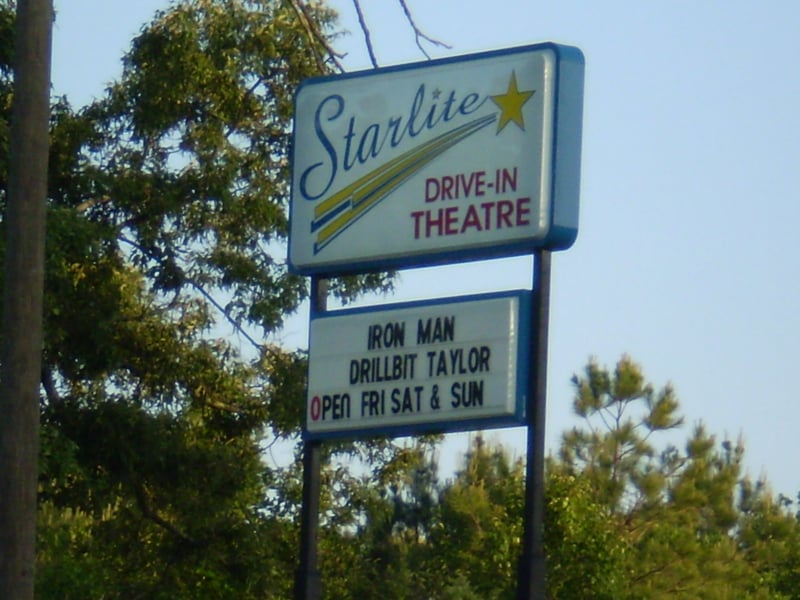 closeup of the Star-Lite marquee
