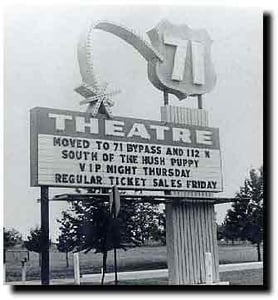 Marquee of 71 Drive In