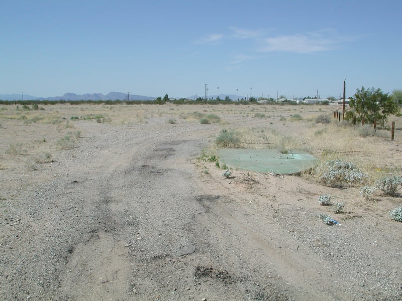 Entrance kiosk and field