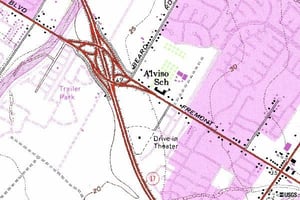 topographic map of Fremont Auto Movie