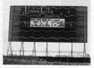 A better view of the Union City's rather inventive attraction panel on the back of the original screen.