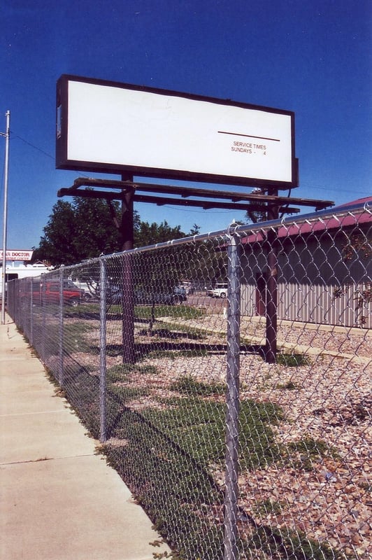 Marquee used for a business which obviously has been closed in the meantime