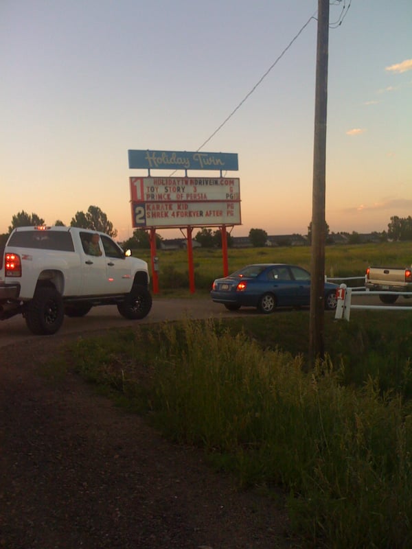 Holiday Twin Drive-in