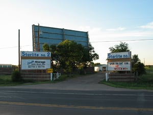 New Name Starlite Drive-in dropped Twin from nameWebsite httpwww.starlitesterling.comStatus OpenScreens 1Capacity UnknownSound FM only, no speakersContact Phone 970 522-7744Showtimes Phone 970 522-1719Email Fox5Theatrebresnan.netJust saw a movie here last